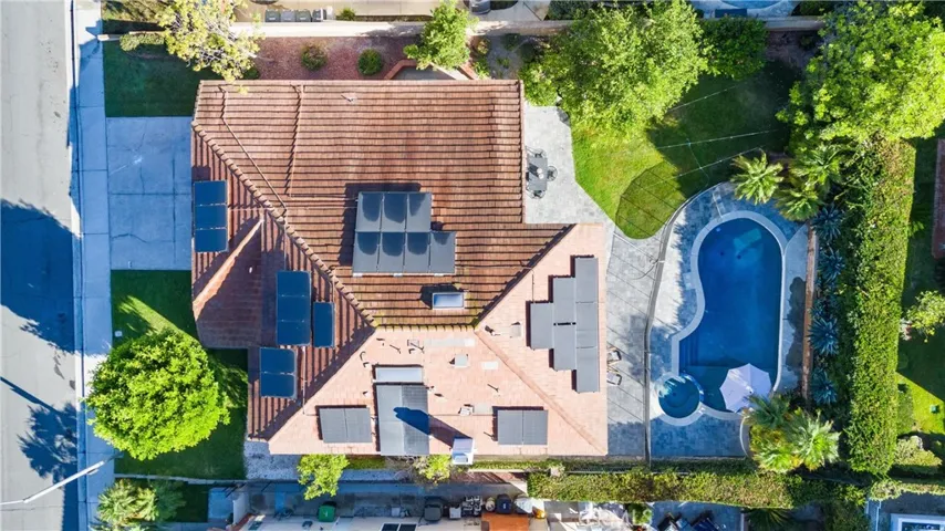 3,263 TOTAL SQ FT INCLUDING PERMITTED BONUS ROOM + ADU WITH LOFT 
8,330 SQ FT LOT 
SOLAR PANELS 
FULLY REMODELED 
SALT WATER POOL AND SPA