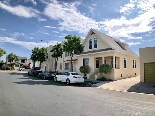1557 W 36th Place, Los Angeles, California 90018