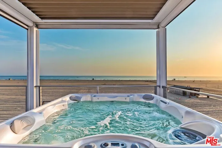 1255 Palisades Beach Road, Santa Monica, California 90401