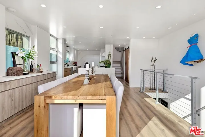 1255 Palisades Beach Road, Santa Monica, California 90401