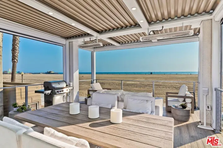 1255 Palisades Beach Road, Santa Monica, California 90401