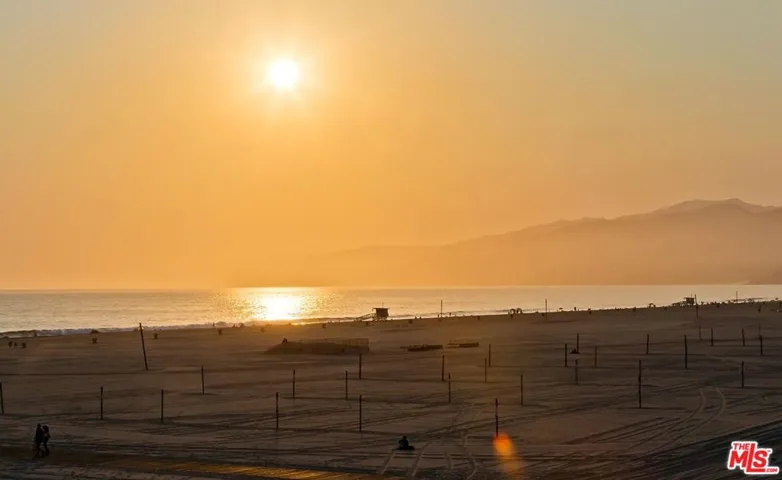 1255 Palisades Beach Road, Santa Monica, California 90401