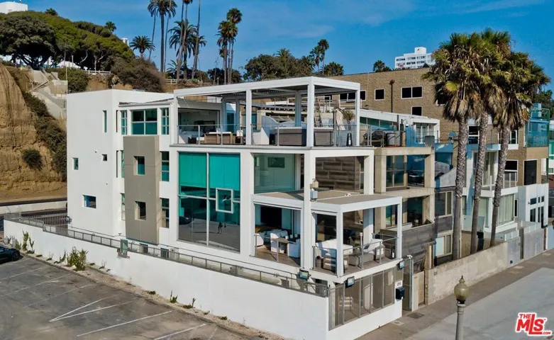 1255 Palisades Beach Road, Santa Monica, California 90401