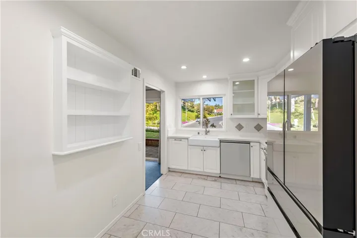 28302 Zurburan, Mission Viejo, California 92692