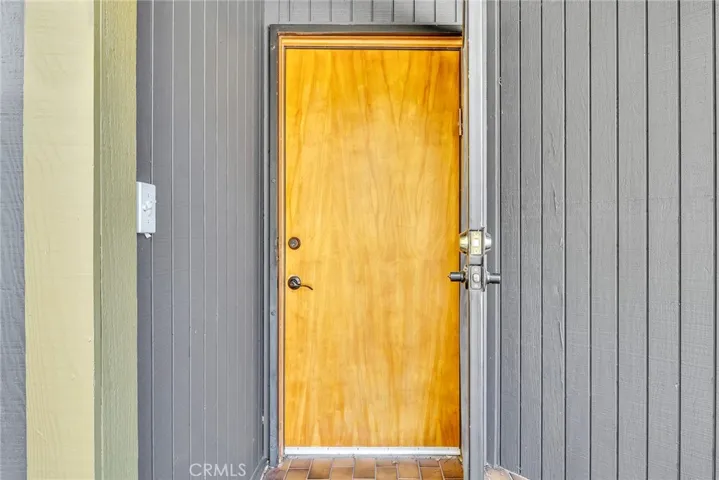 25430 Fernleaf Drive, Idyllwild, California 92549