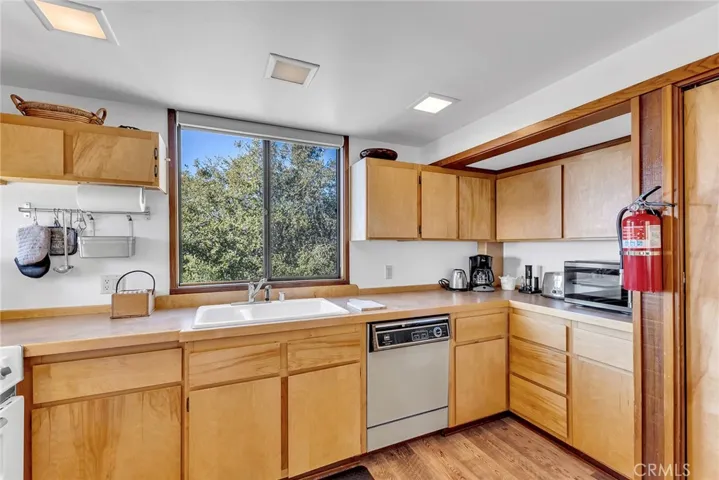 25430 Fernleaf Drive, Idyllwild, California 92549