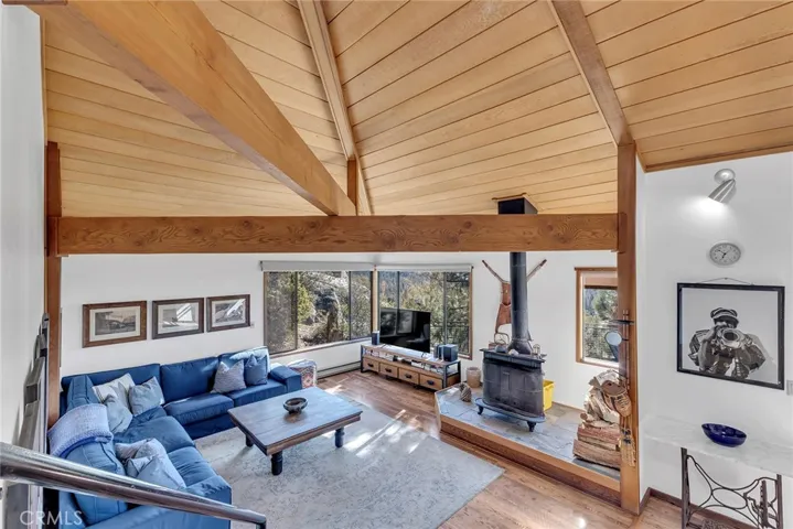 25430 Fernleaf Drive, Idyllwild, California 92549