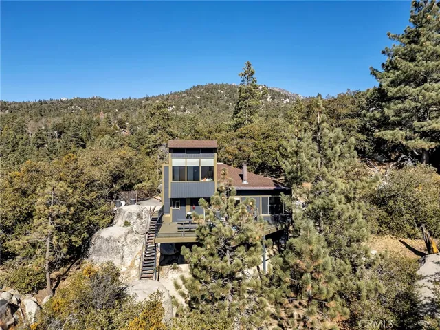 25430 Fernleaf Drive, Idyllwild, California 92549