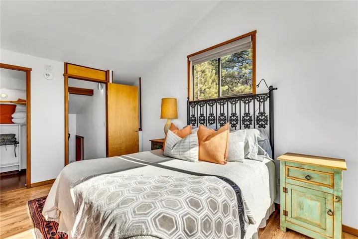 25430 Fernleaf Drive, Idyllwild, California 92549