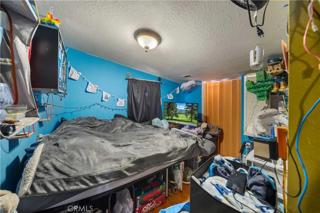 1850 Katee Lane, Palmdale, California 93550 home-pic-11