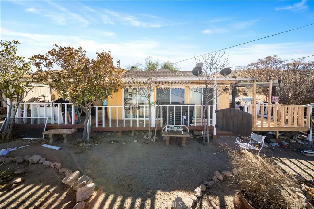 1850 Katee Lane, Palmdale, California 93550 home-pic-4
