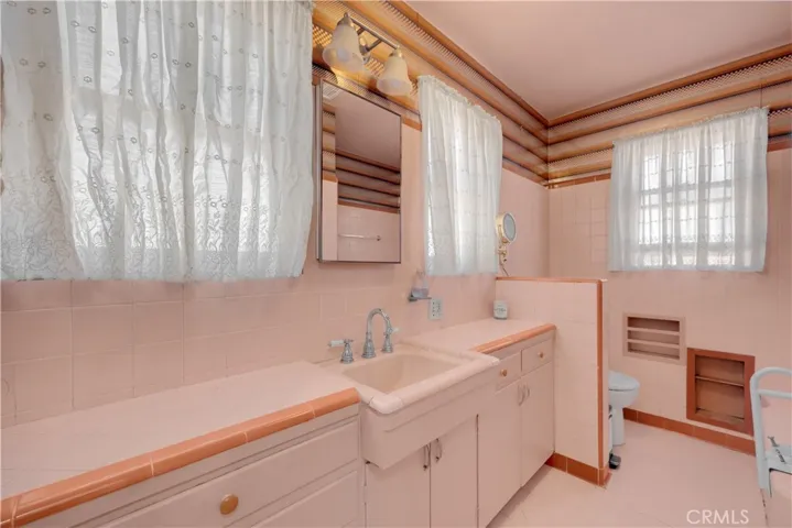 2724 S Hacienda Boulevard, Hacienda Heights, California 91745