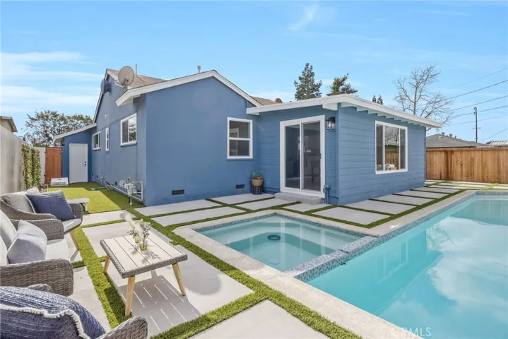 1015 E Oakmont Avenue, Orange, California 92867