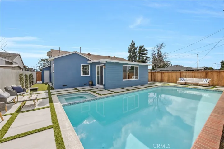 1015 E Oakmont Avenue, Orange, California 92867