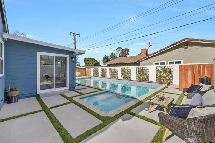 1015 E Oakmont Avenue, Orange, California 92867