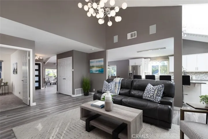 399 S Smokeridge Terrace, Anaheim Hills, California 92807