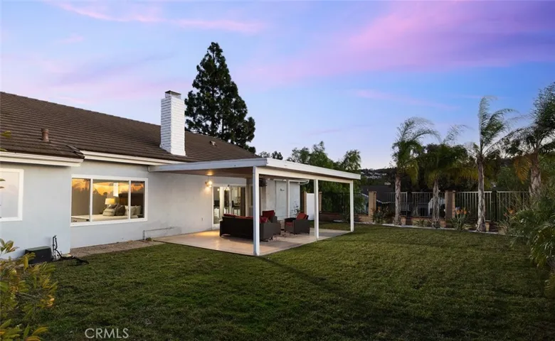 399 S Smokeridge Terrace, Anaheim Hills, California 92807
