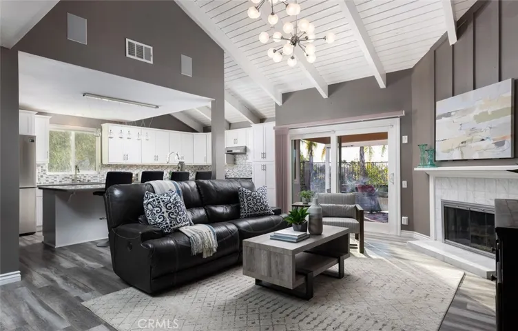 399 S Smokeridge Terrace, Anaheim Hills, California 92807