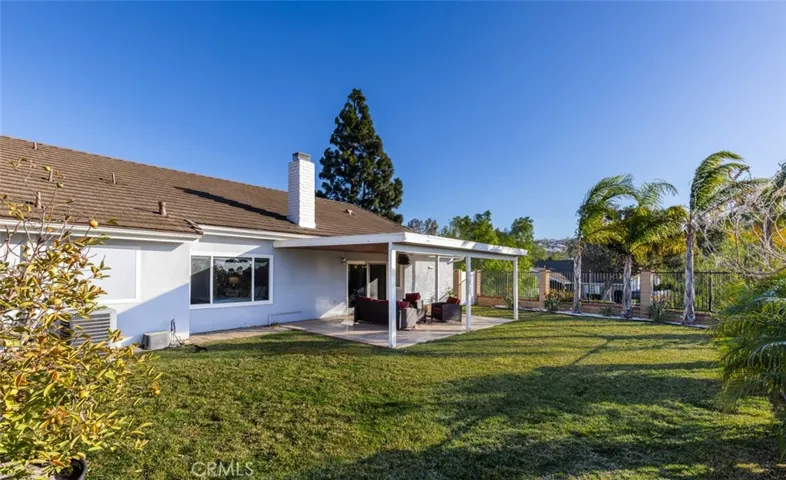 399 S Smokeridge Terrace, Anaheim Hills, California 92807