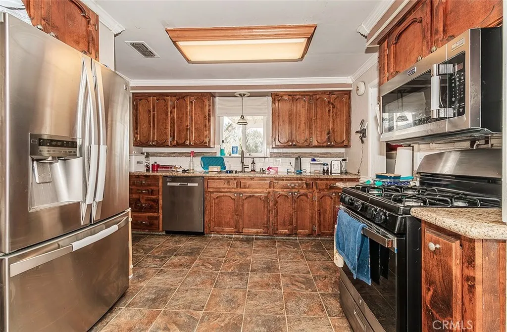 836 12th Street, Orange Cove, California 93646 home-pic-11