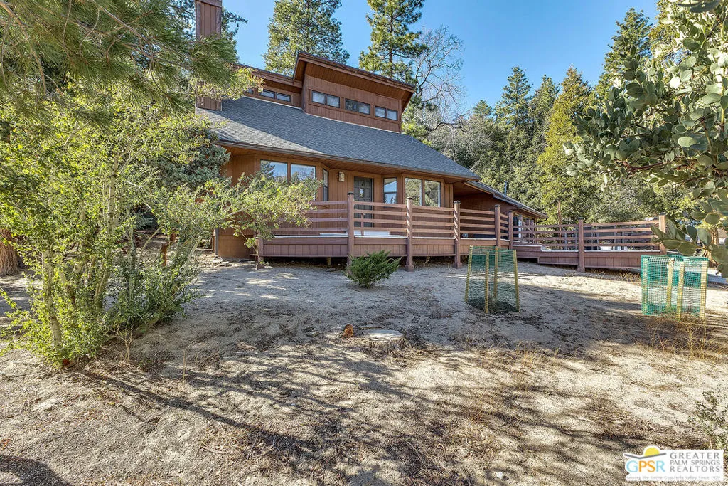 25181 Gail Drive, Idyllwild, California 92549 home-pic-11