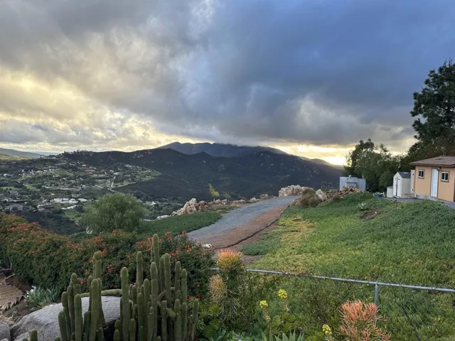 13767 Calle Del Sol, Jamul, California 91935