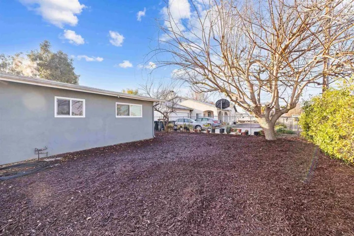 2446 Kelly Avenue, Ramona, California 92065