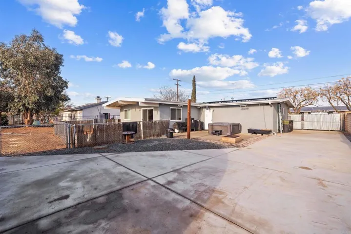 2446 Kelly Avenue, Ramona, California 92065