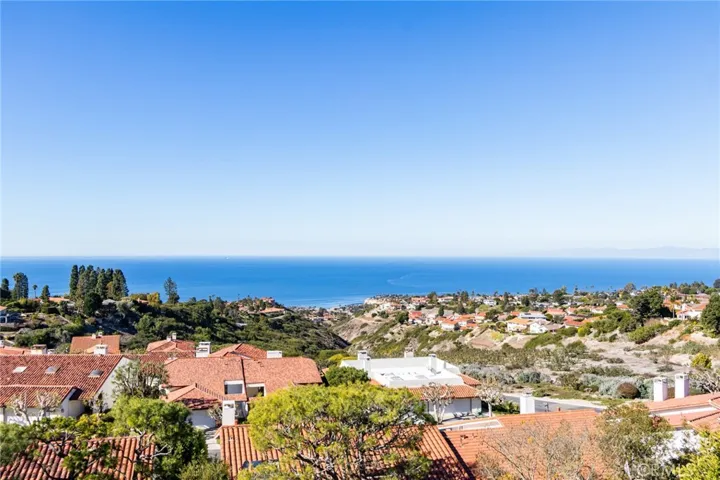6542 Ocean Crest Drive C204, Rancho Palos Verdes, California 90275