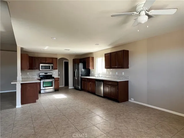 7526 Araby Avenue, 29 Palms, California 92277
