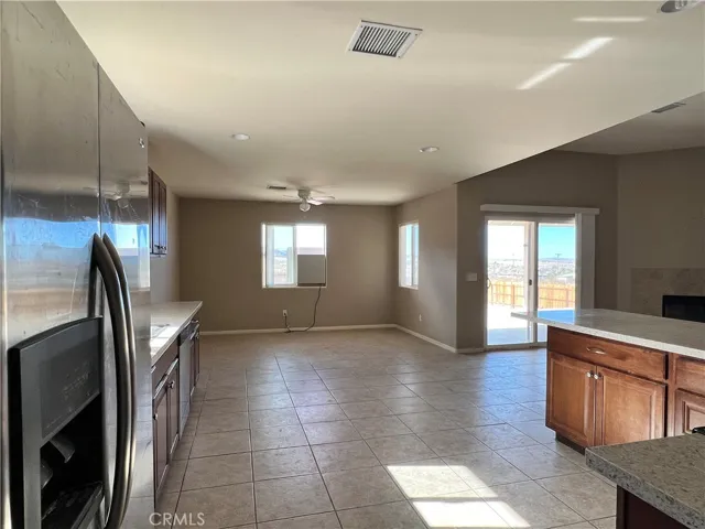 7526 Araby Avenue, 29 Palms, California 92277