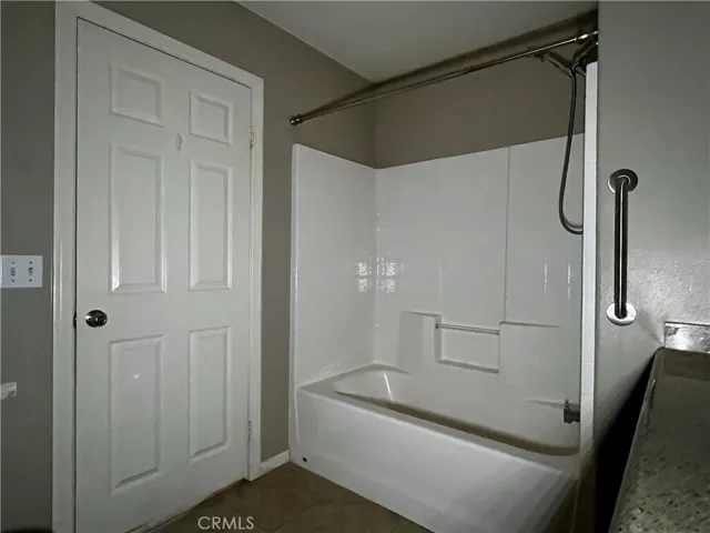 7526 Araby Avenue, 29 Palms, California 92277