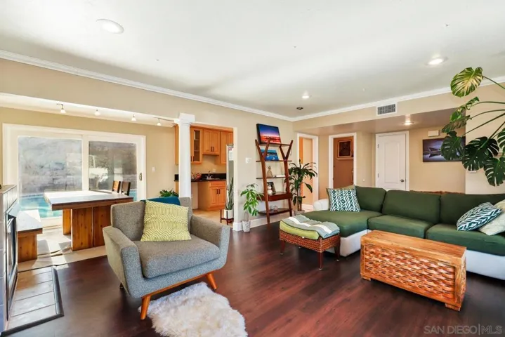 5643 Fontaine St, San Diego, California 92120