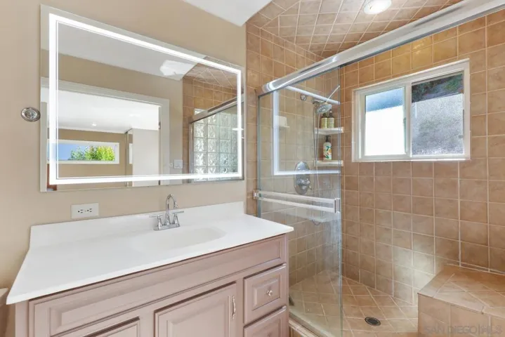 5643 Fontaine St, San Diego, California 92120