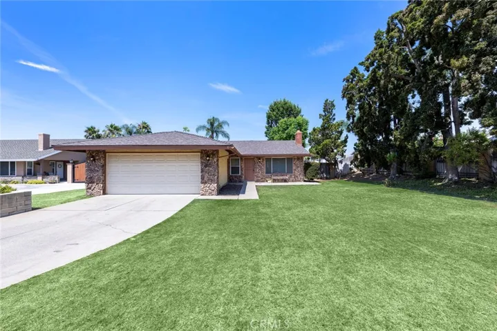 16927 Norfolk Circle, Yorba Linda, California 92886