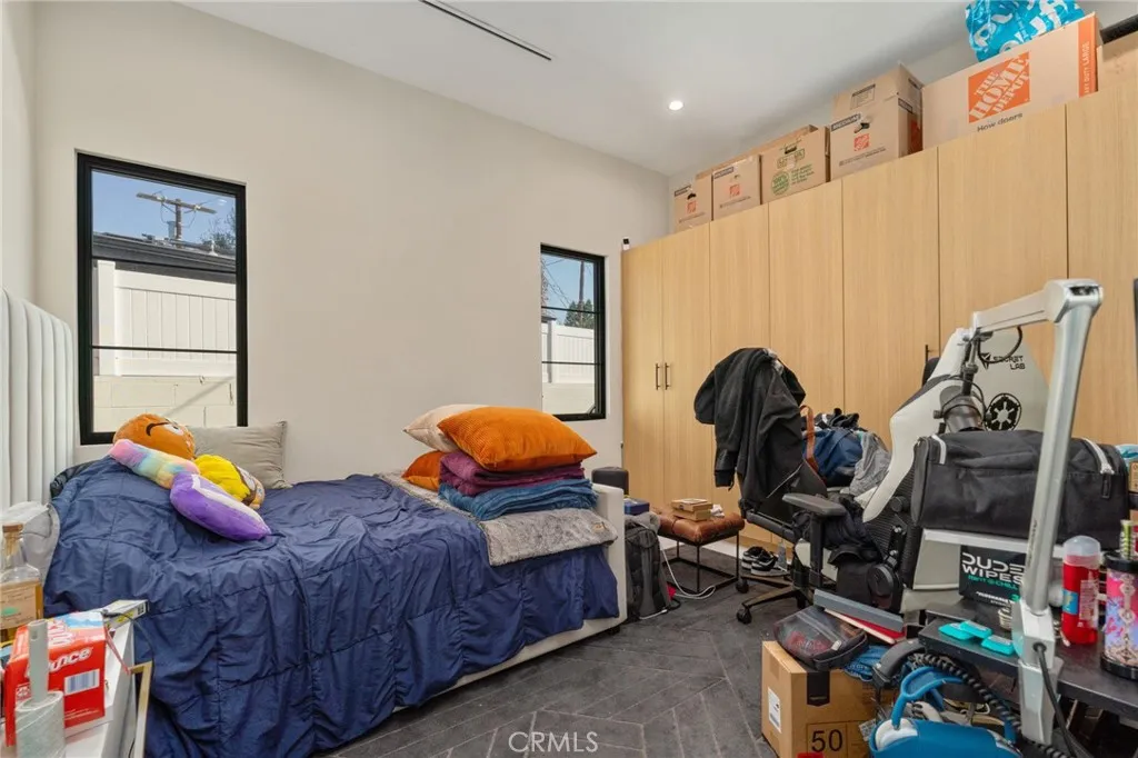 16846 Addison Street, Encino, California 91436 home-pic-10