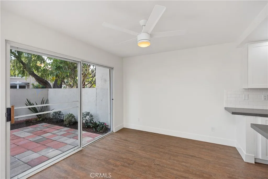 140 Almador, Irvine, California 92614 home-pic-8