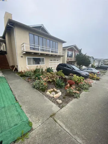 165 Longview Dr, Daly City, California 94015