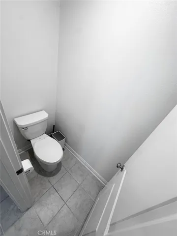 16075 Carrara Lane, Fontana, California 92336
