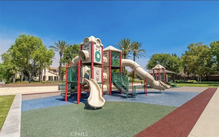 16075 Carrara Lane, Fontana, California 92336