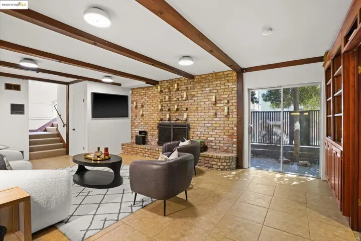 331 Saint James Dr, Piedmont, California 94611