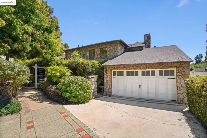 331 Saint James Dr, Piedmont, California 94611