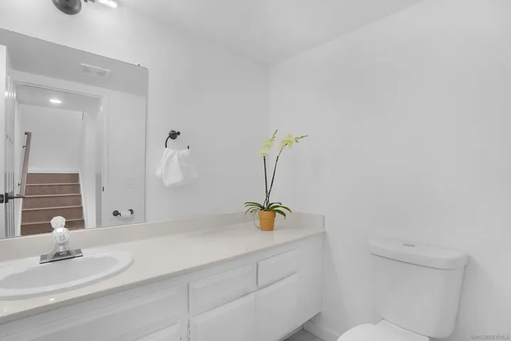 5715 Baltimore Dr 138, La Mesa, California 91942