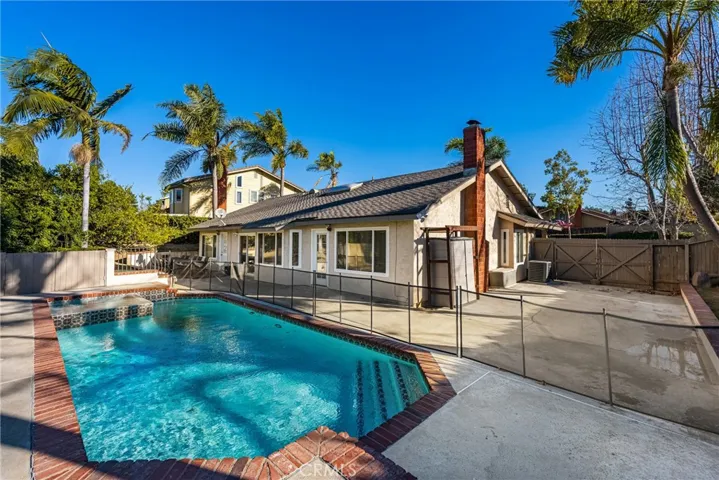 6095 Calle Entrada, Yorba Linda, California 92887
