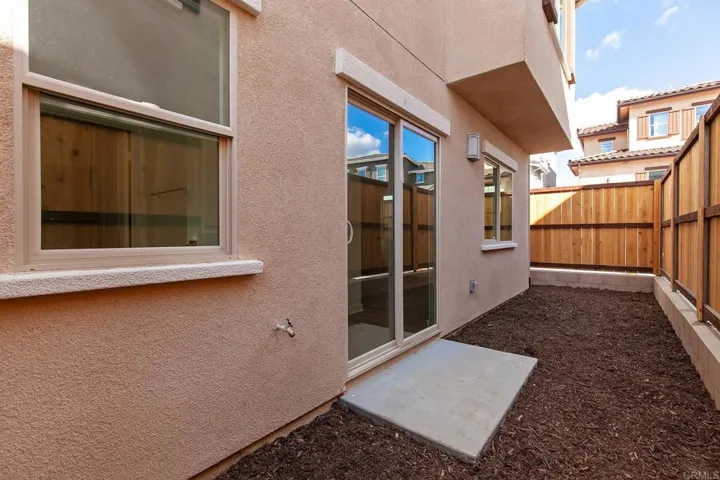 8596 Vista Azul Pl, Lemon Grove, California 91945