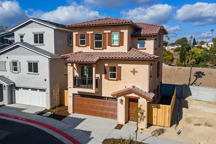 8548 Vista Azul Pl, Lemon Grove, California 91945