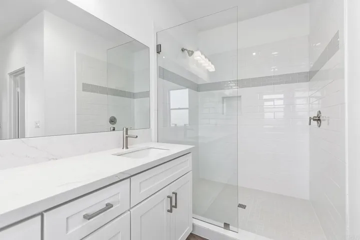 8556 Vista Azul Pl, Lemon Grove, California 91945