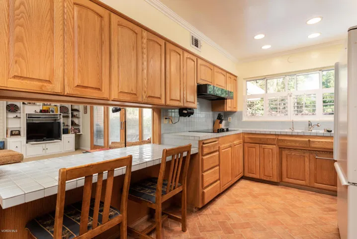 Breakfast Bar