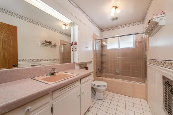 Bathroom 2