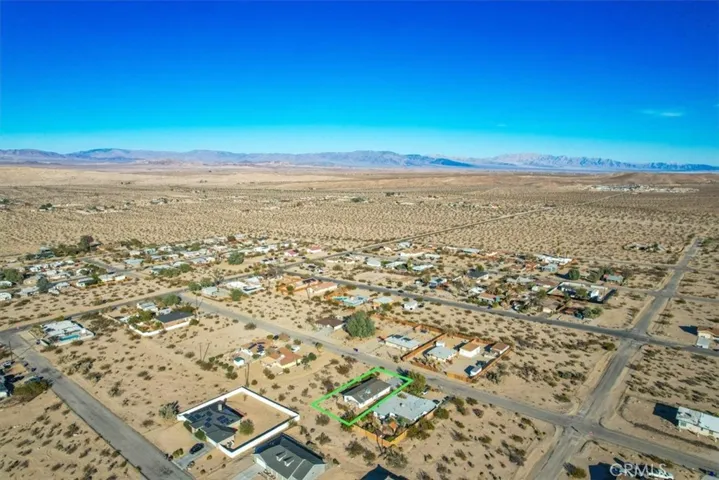 7410 Sherman Hoyt Avenue, 29 Palms, California 92277